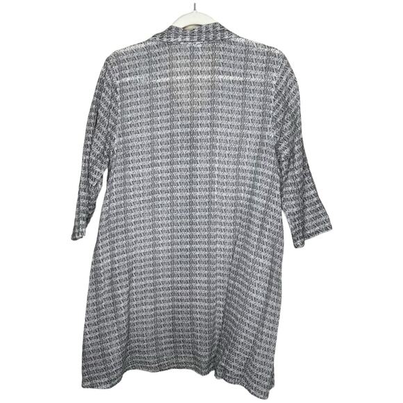 C. M. C. by Color Me Cotton Size Medium tunic length Button up top 3/4 sleeve - Picture 6 of 8